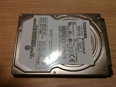 Лот: 3355358. Фото: 1. Жесткий диск 320GB 2,5" Toshiba. Жёсткие диски