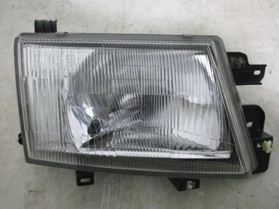 Лот: 15620367. Фото: 1. Фара передняя правая Subaru Forester... Оптика и освещение