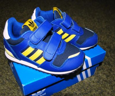 Лот: 5966266. Фото: 1. Кроссовки Adidas 23. Кеды, кроссовки