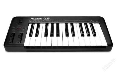 Лот: 2922396. Фото: 1. Midi-клавиатура Alesis Q25 (обмен... Клавишные