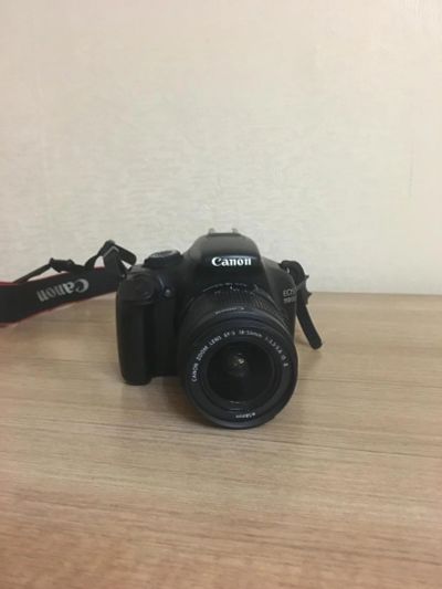 Лот: 10788823. Фото: 1. Canon EOS 1100D + сумка. Цифровые зеркальные