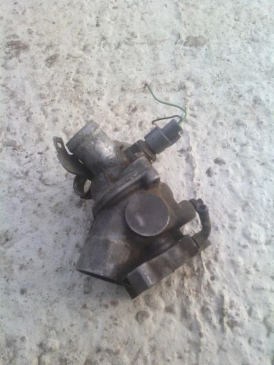 Лот: 6112913. Фото: 1. корпус термостата honda двс F23. Другое (автозапчасти)