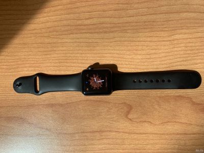 Лот: 13760552. Фото: 1. Apple Watch series 3 32. Смарт-часы, фитнес-браслеты, аксессуары
