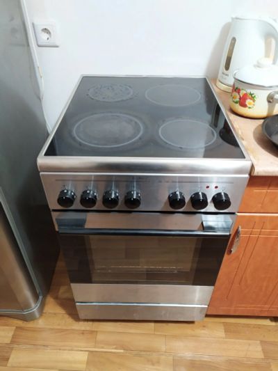 Лот: 17092741. Фото: 1. Электроплита Electrolux стеклокерамика. Плиты, духовые шкафы, варочные поверхности