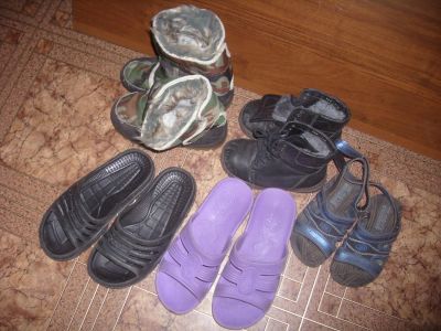 Лот: 9674982. Фото: 1. 5 пар обуви одним лотом : тапочки... Ботинки