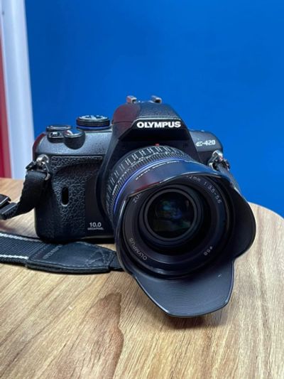 Лот: 17931205. Фото: 1. [Б/У] Зеркальный фотоаппарат Olympus... Цифровые зеркальные