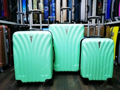 Лот: 14333698. Фото: 1. Чемодан Средний "Phuket" Мятный... Чемоданы и сумки дорожные