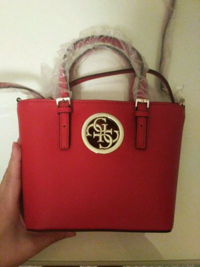 Лот: 14574430. Фото: 1. Сумка crossbody Guess. Сумки