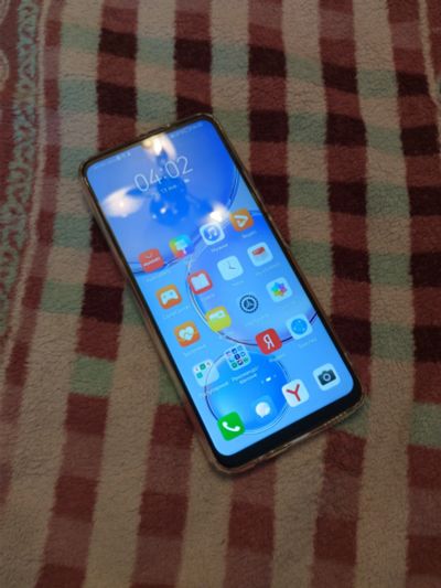 Лот: 24907922. Фото: 1. Huawei Nova Y70 4/128Gb. Смартфоны