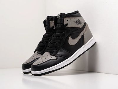 Лот: 16690117. Фото: 1. Кроссовки Nike Air Jordan 1 Mid. Кеды, кроссовки, слипоны