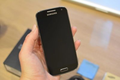 Лот: 10778052. Фото: 1. Samsung Galaxy S4 mini. Смартфоны