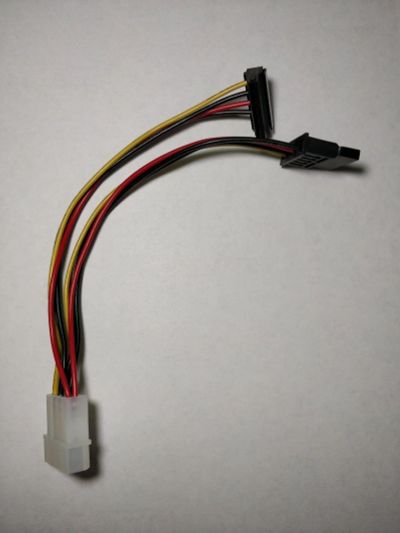 Лот: 14287967. Фото: 1. Переходник питания Molex-2xSATA... Шлейфы, кабели, переходники