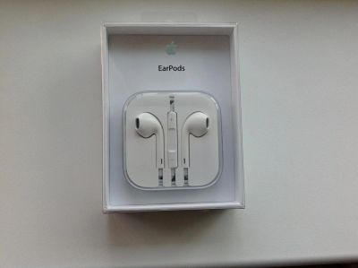 Лот: 4250177. Фото: 1. Наушники Apple Earpods новые оригинал. Красноярск