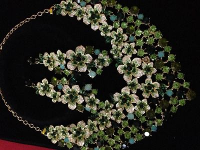 Лот: 4679099. Фото: 1. Бижутерия с кристаллами Swarovski. Комплекты изделий