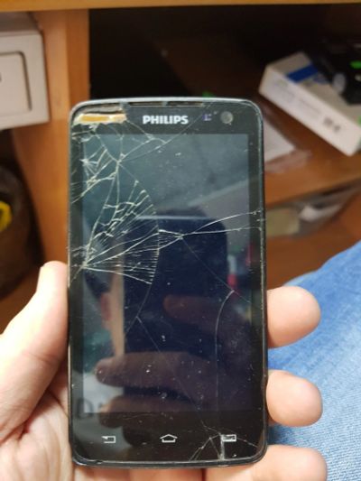Лот: 12584910. Фото: 1. Телефон Philips Xenium W732 (15739... Смартфоны