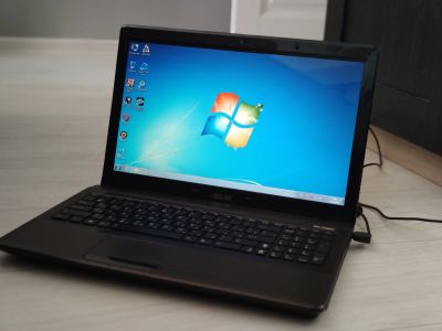 Лот: 13523052. Фото: 1. Ноутбук ASUS X52DE-EX105R (AMD... Ноутбуки