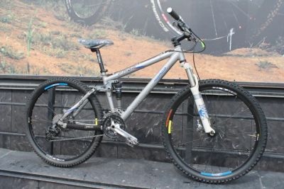 Лот: 3995992. Фото: 1. Велосипед NORCO Faze ( брендовый... Велосипеды