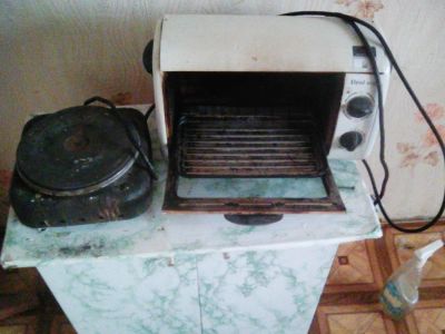 Лот: 9940879. Фото: 1. 2 печки. Кухонная