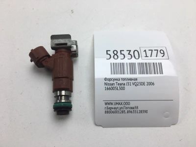 Лот: 20399432. Фото: 1. Форсунка топливная Nissan Teana... Топливная система