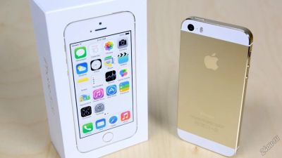 Лот: 5755433. Фото: 1. Iphone 5s Gold LTE. Смартфоны