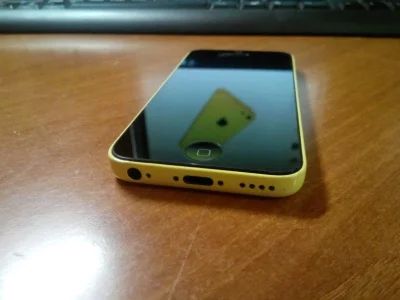 Лот: 8712427. Фото: 1. Iphone 5C. Смартфоны