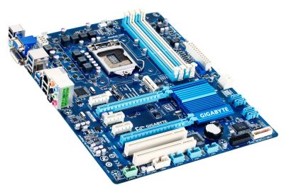 Лот: 7849543. Фото: 1. Игровая материнка GigaByte GA-H77-D3H. Материнские платы
