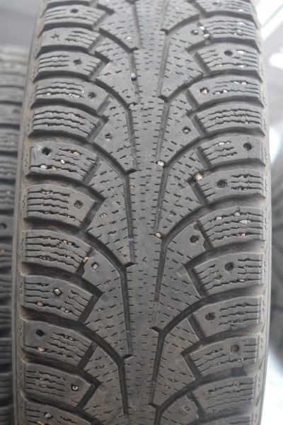 Лот: 3232144. Фото: 1. Зимние шины Nokian Hakkapeliitta... Шины