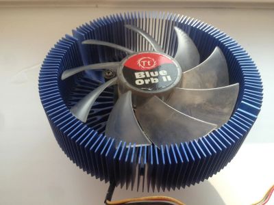 Лот: 11098340. Фото: 1. Thermaltake Blue Orb II. Системы охлаждения