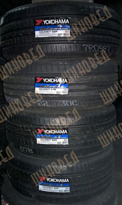 Лот: 7354071. Фото: 1. Шины 225/45 R17 Yokohama BluEarth-A... Шины