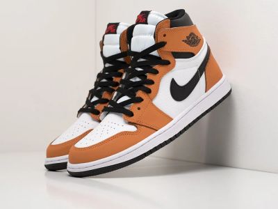 Лот: 18766008. Фото: 1. Кроссовки Nike Air Jordan 1 High. Кеды, кроссовки, слипоны