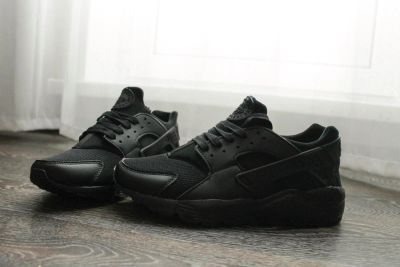 Лот: 7482320. Фото: 1. Nike air huarache 37р-р. Кеды, кроссовки, слипоны