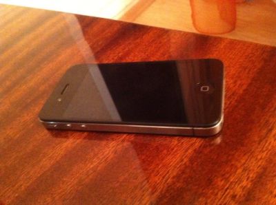 Лот: 3578071. Фото: 1. Классный Apple IPhone 4 Black... Смартфоны