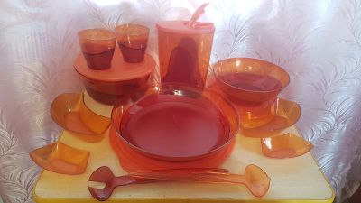 Лот: 14019139. Фото: 1. срочно продаю Tupperware посуду... Тарелки, блюда, салатники