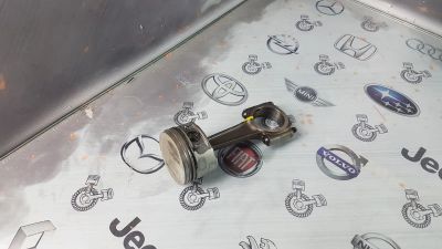 Лот: 23688767. Фото: 1. Шатун Citroen C4 TU5JP4 060386... Двигатель и элементы двигателя