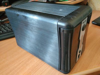 Лот: 16150636. Фото: 1. NAS Thecus N2200+. СХД