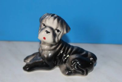 Лот: 10715594. Фото: 1. Фарфоровая статуэтка "Собака". Фарфор, керамика