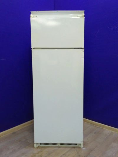 Лот: 9875401. Фото: 1. Холодильник Indesit IND z40G... Холодильники, морозильные камеры