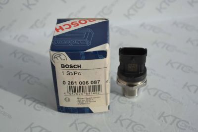 Лот: 19566392. Фото: 1. Датчик давления 0281006087 BOSCH. Двигатель и элементы двигателя