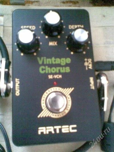 Лот: 857648. Фото: 1. Artec Vintage chorus. Гитарные эффекты и комбоусилители