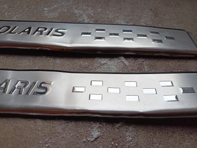 Лот: 19853740. Фото: 1. Накладка на пороги Hyundai Solaris. Кузов