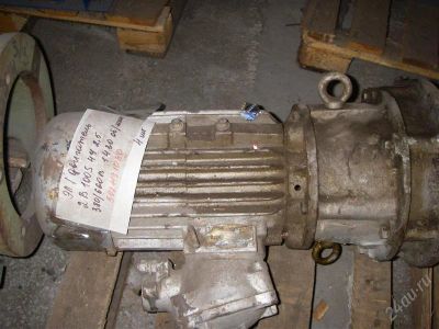 Лот: 2386514. Фото: 1. Эл/двигатель 2В 105S4У2.5 3/1430. Промышленное