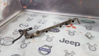 Лот: 23587822. Фото: 1. Клапан давления топлива Mazda... Двигатель и элементы двигателя