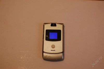 Лот: 752557. Фото: 1. Motorola razr. Кнопочные мобильные телефоны
