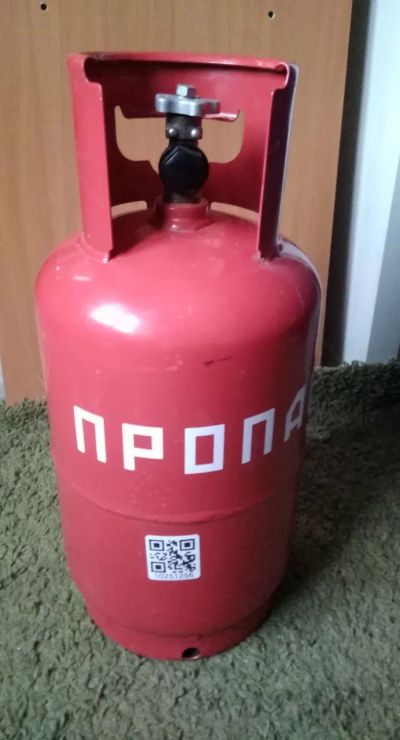 Лот: 19892764. Фото: 1. Баллон газовый 12 л, пропан, почти... Баллоны, газ в баллонах