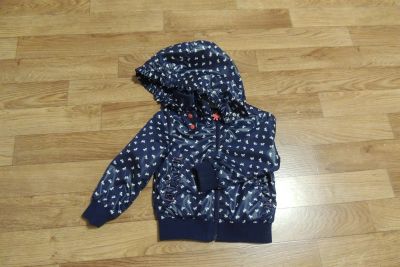 Лот: 3921948. Фото: 1. ветровка H&M. Верхняя одежда