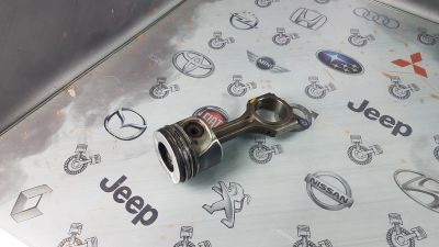 Лот: 24570450. Фото: 1. Поршень с шатуном Hyundai Tucson... Двигатель и элементы двигателя