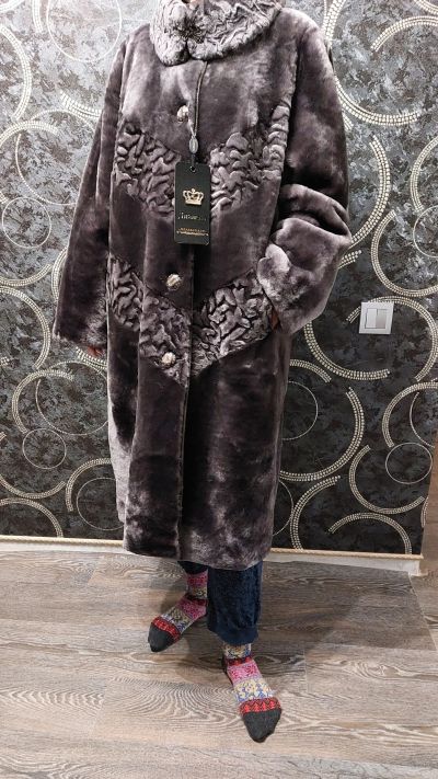 Лот: 20188209. Фото: 1. Продам шубу. Накидки, шубы