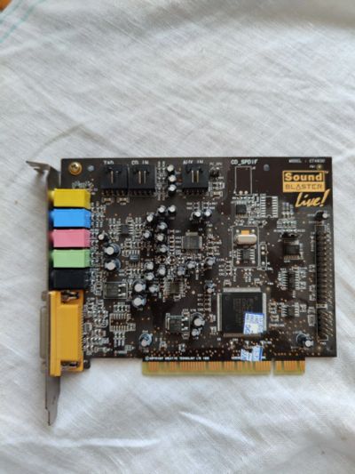 Лот: 24594722. Фото: 1. st4830 sound blaster 5.1 звуковая... Звуковые карты