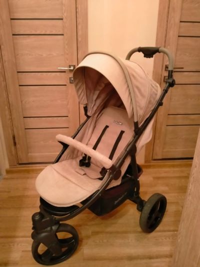 Лот: 19167719. Фото: 1. Прогулочная коляска Babytone. Коляски