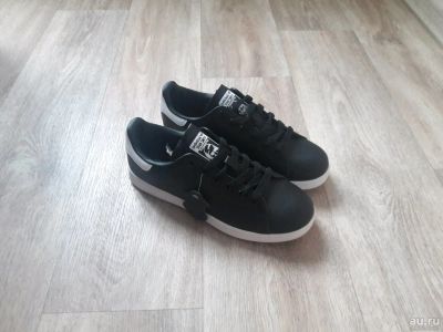 Лот: 13432695. Фото: 1. Кроссовки Adidas, натуральная... Кеды, кроссовки, слипоны